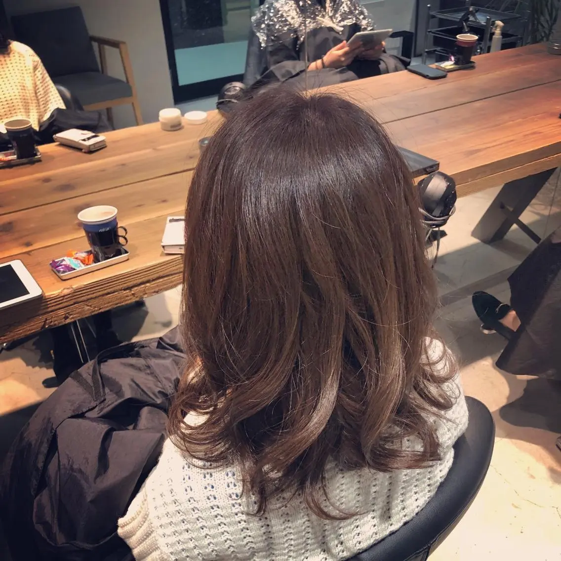 ミディアム カラー パーマ カット ヘアカラー パーマ トリートメント 髪質改善🌈縮毛矯正 荻原 達矢のヘアスタイル