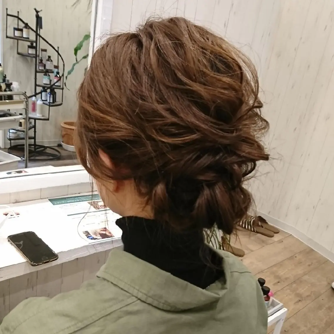 ミディアム ヘアアレンジ 植田 真理のエステ・リラクイメージ