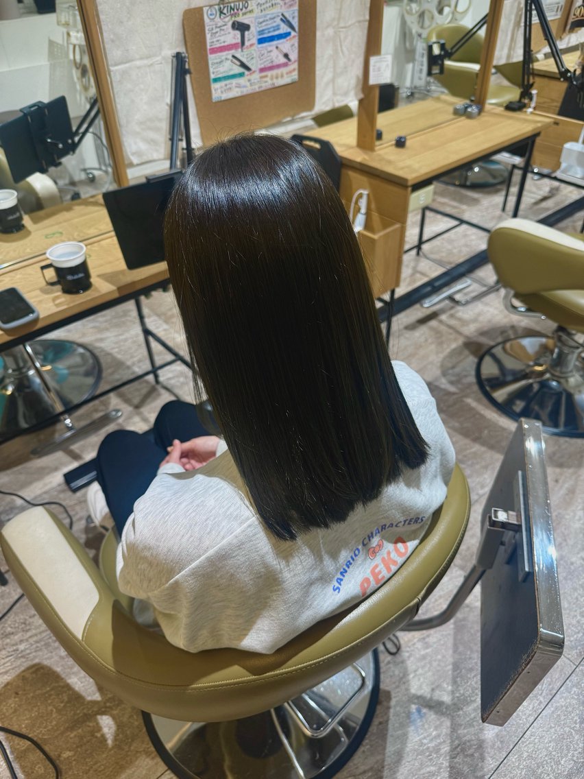 ミディアム ヘアカラー @RICH Riri ୨୧のヘアスタイル