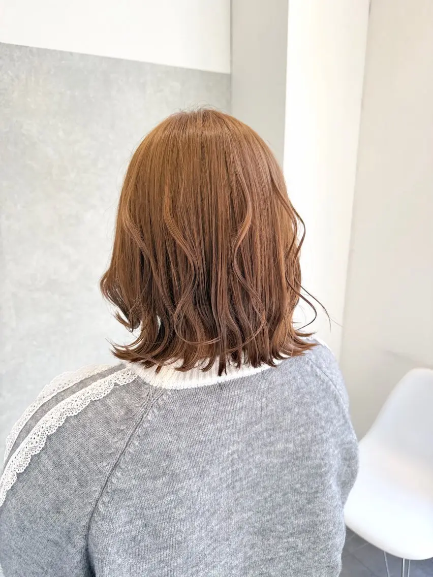 カラー ブリーチ ブリーチなしカラー 中嶋 佳穂のヘアスタイル