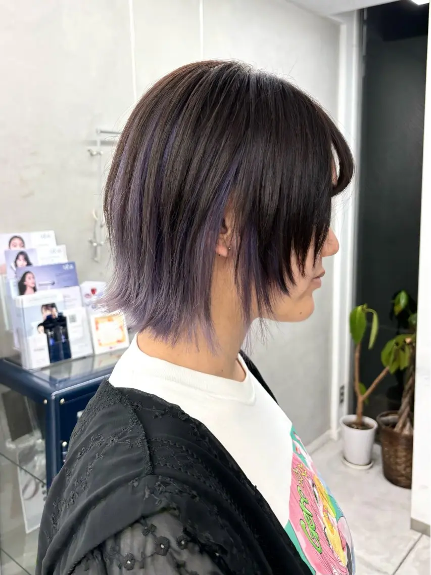 ショート カラー インナーカラー ウルフカット カット ヘアカラー トリートメント レイヤー/ハッシュ /デザインカラーのヘアスタイル