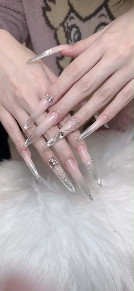 ネイル 長さ出し グラデーション キラキラネイル 韓国ネイル ロングネイル ハンドネイル Hana Rose Nailのネイルデザイン