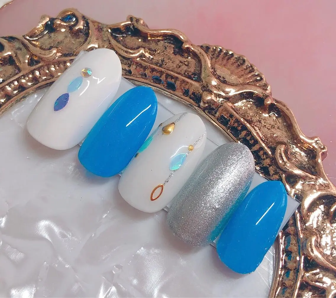 ネイル ハンドネイル CROWN プライベートサロンのネイルデザイン
