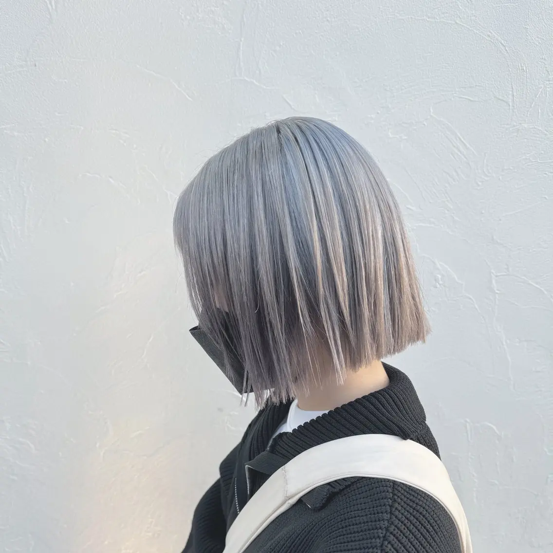 ショート カラー パーマ ヘアアレンジ 切りっぱなしボブ グレージュ ボブ 顔まわりレイヤー 顔周りカット カット ヘアカラー トリートメント 【ツヤ髪美容師】 ツダケイスケのヘアスタイル