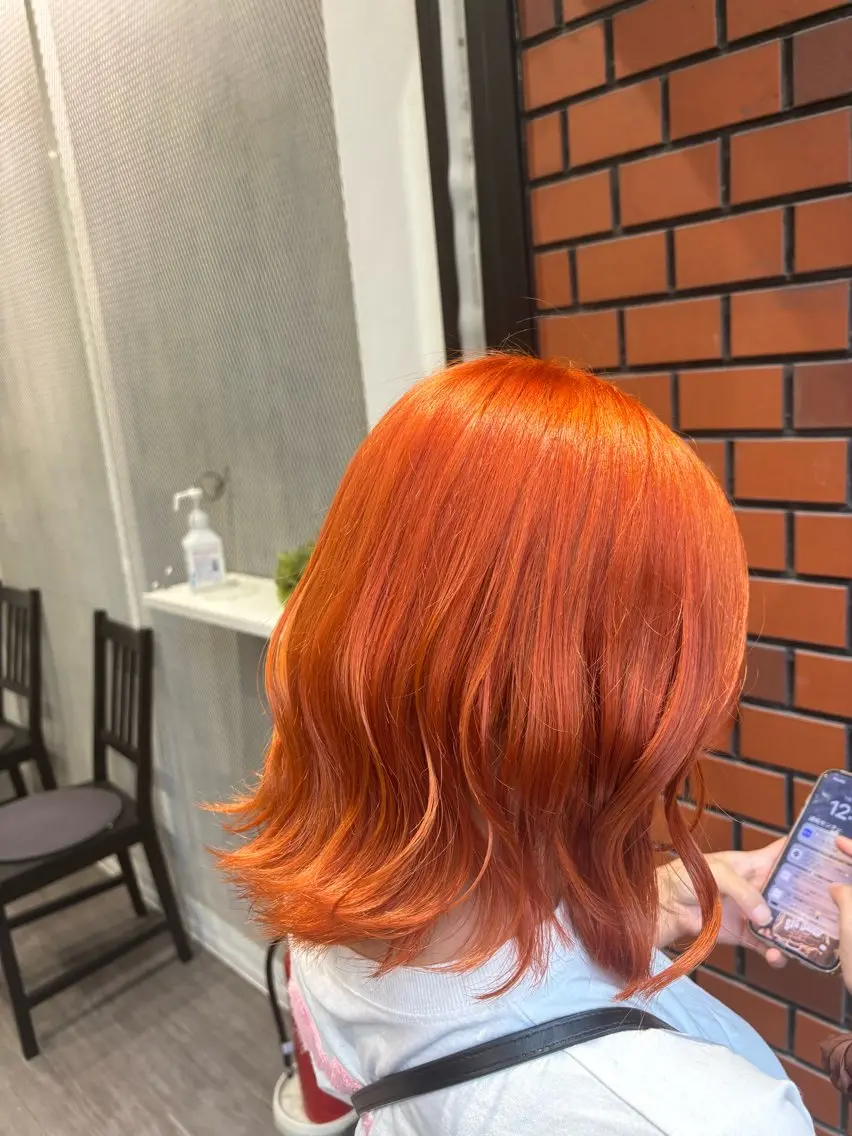 ミディアム カラー ヘアアレンジ オレンジ cocotte 💟草間紫音💟のヘアスタイル
