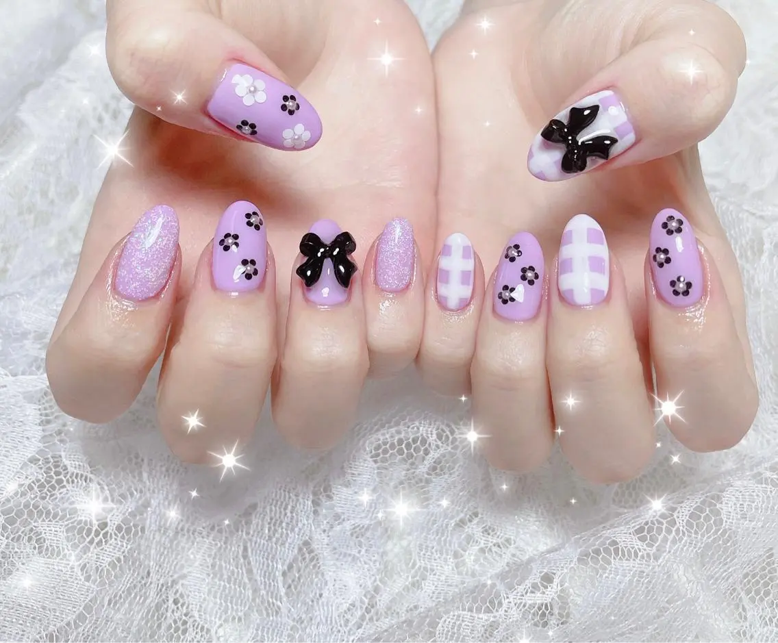 ネイル ガーリー ハンドネイル FLARE NAIL フレアネイルのネイルデザイン