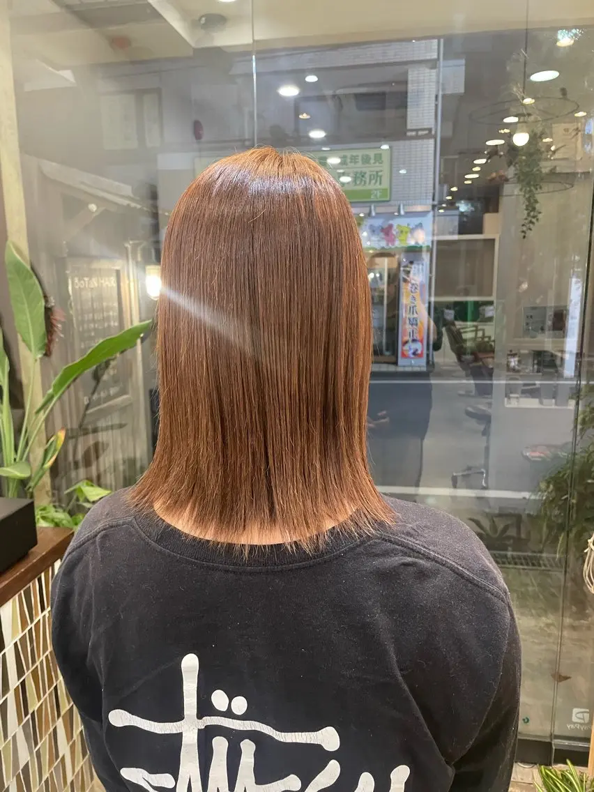 ミディアム カラー ベージュカラー ブラウンカラー 外ハネヘア 丹 優菜のヘアスタイル
