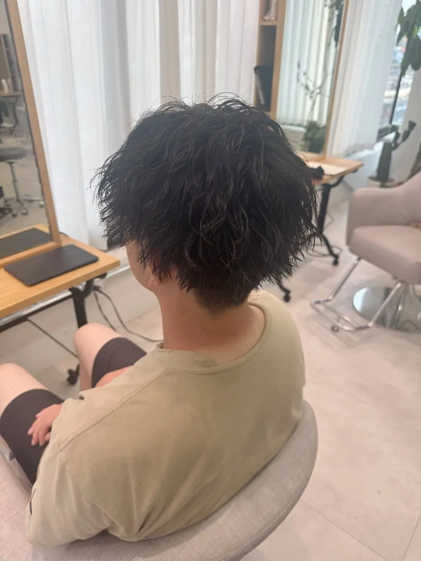 ショート カット パーマ 岡島 実里のヘアスタイル