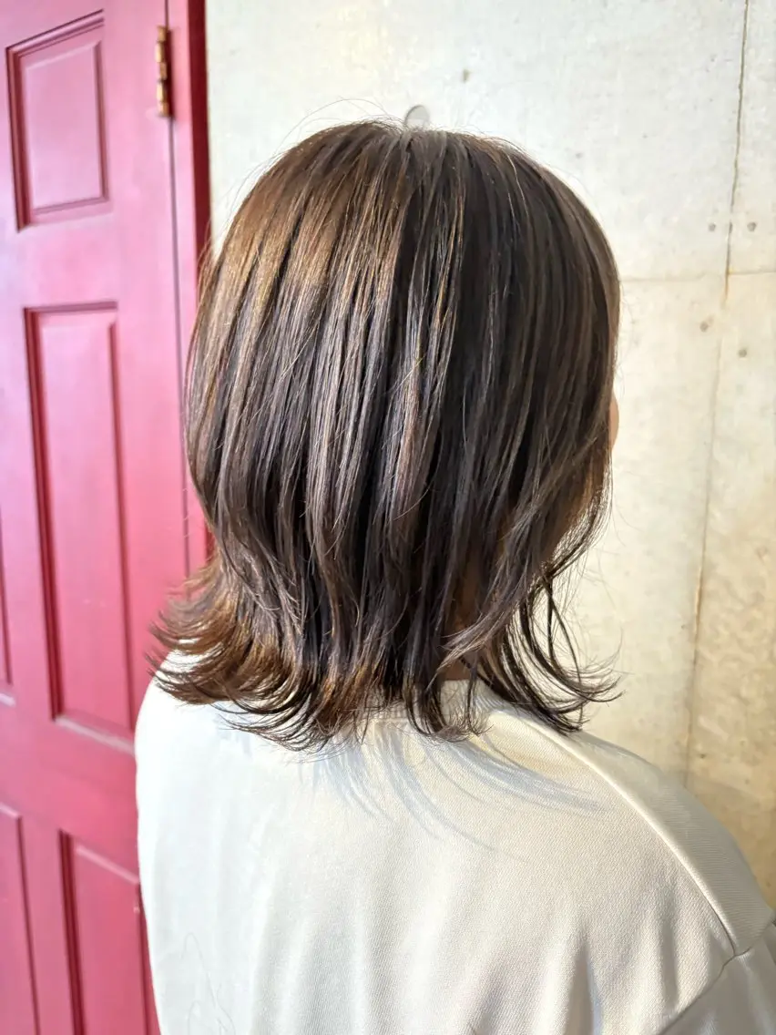 ミディアム くびれヘア くびれレイヤー レイヤーカット 氏家 桜のヘアスタイル