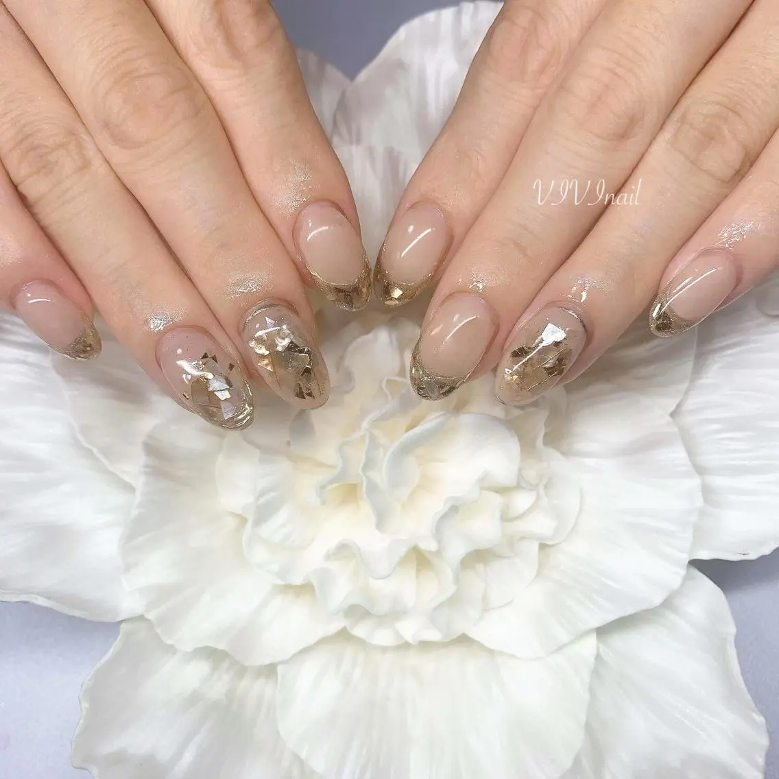 ネイル フレンチネイル ガラスフレンチ ニュアンスネイル ハンドネイル vivi nailのネイルデザイン