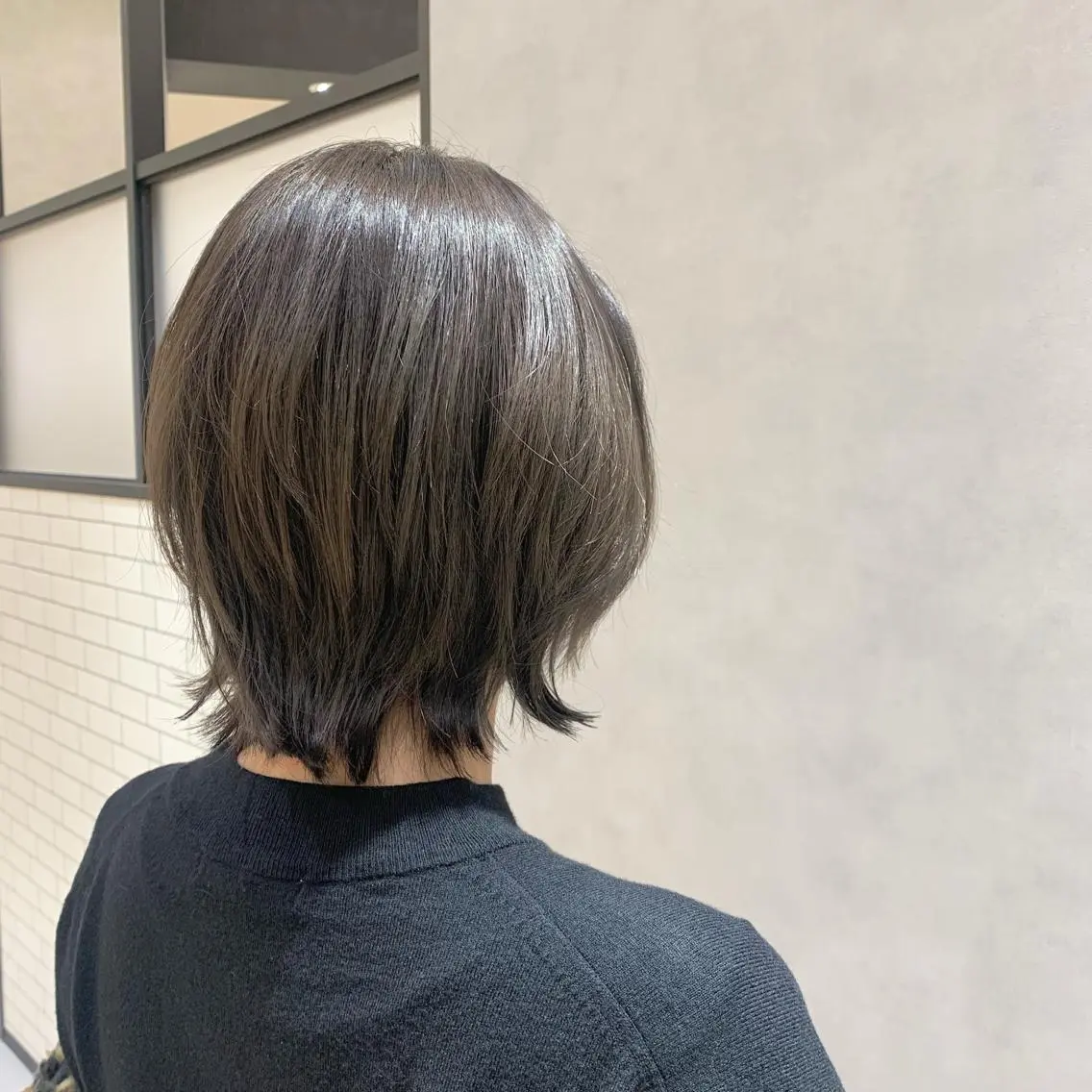 ショート ショートレイヤー レイヤーカット ショートヘア カット ヘアカラー 佐々木 優衣のヘアスタイル