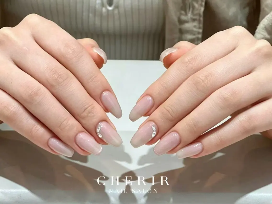 ネイル ハンドネイル 劉 玲のネイルデザイン