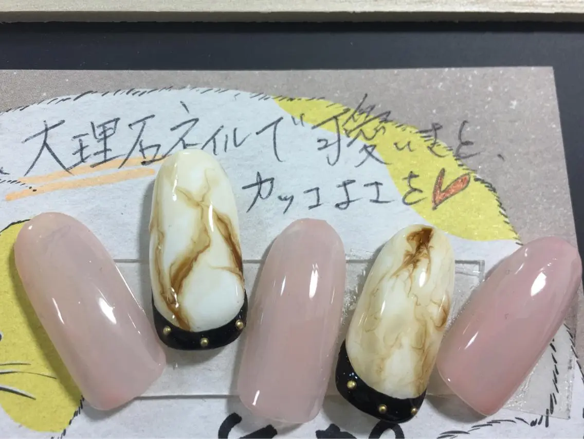 ネイル 大理石ネイル(マーブル) 隠れ家一戸建て金町 HIROMI 葛飾区のネイルデザイン