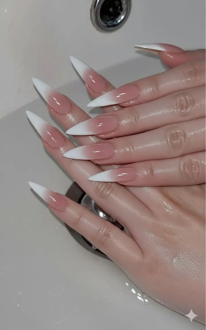 ネイル 長さ出し フレンチネイル グラデーション 韓国ネイル マグネットネイル その他(ネイル) BT HEAVEN nailのネイルデザイン