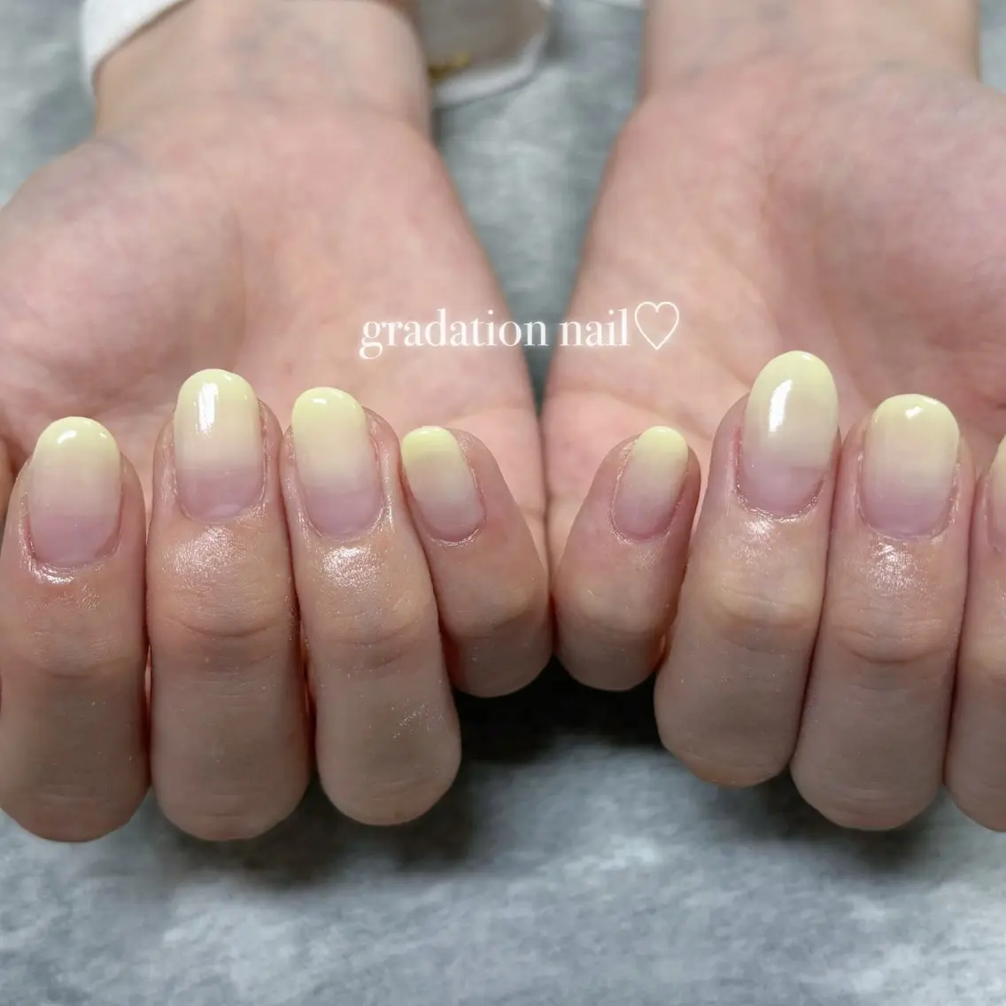 ネイル グラデーション 黄色 Haruka 【Protea】のネイルデザイン