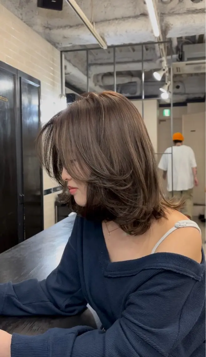 ミディアム カラー ヘアカラー トリートメント オリーブベージュ 🫒🩶Rianaのヘアスタイル
