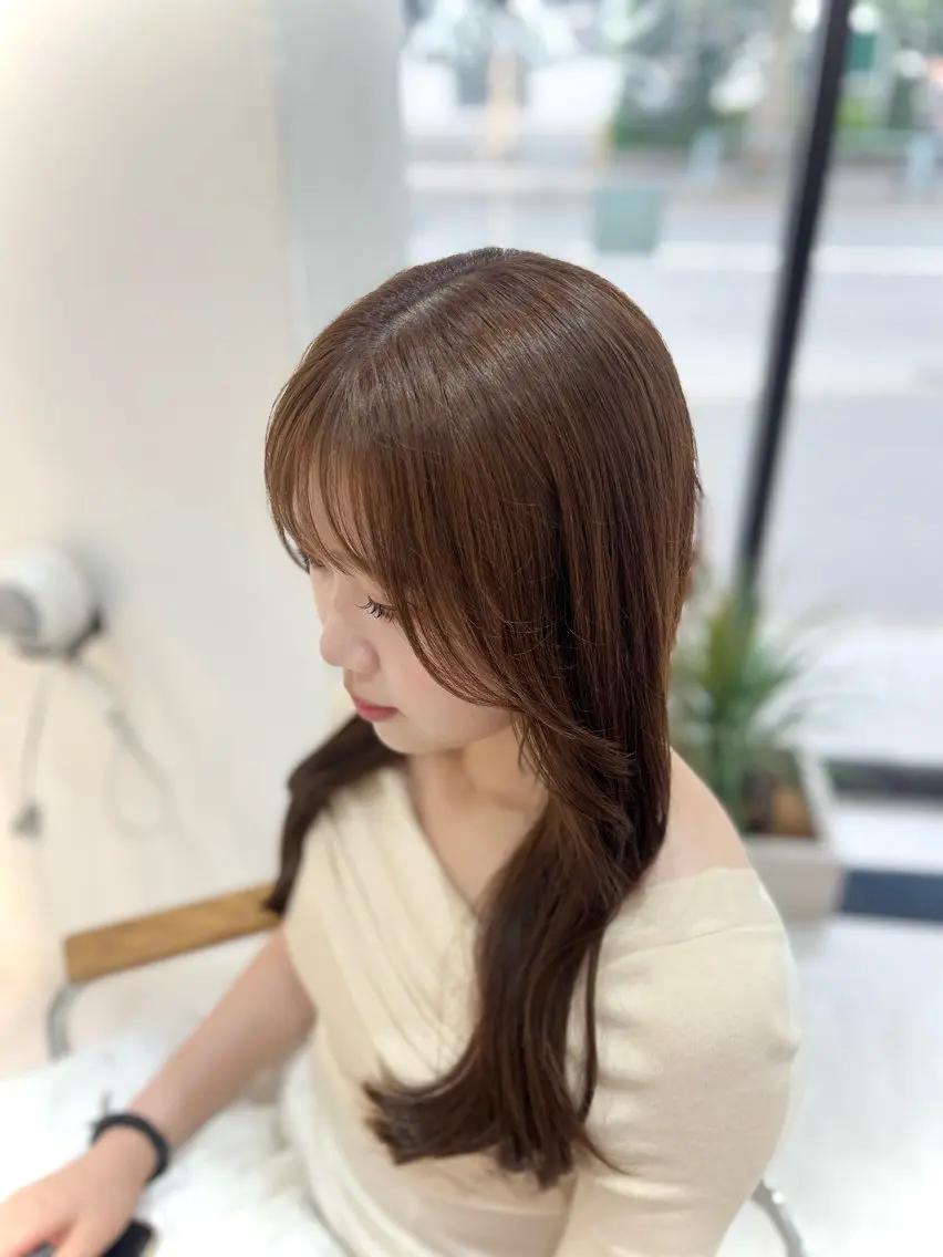 ロング カラー Zina aimiのヘアスタイル