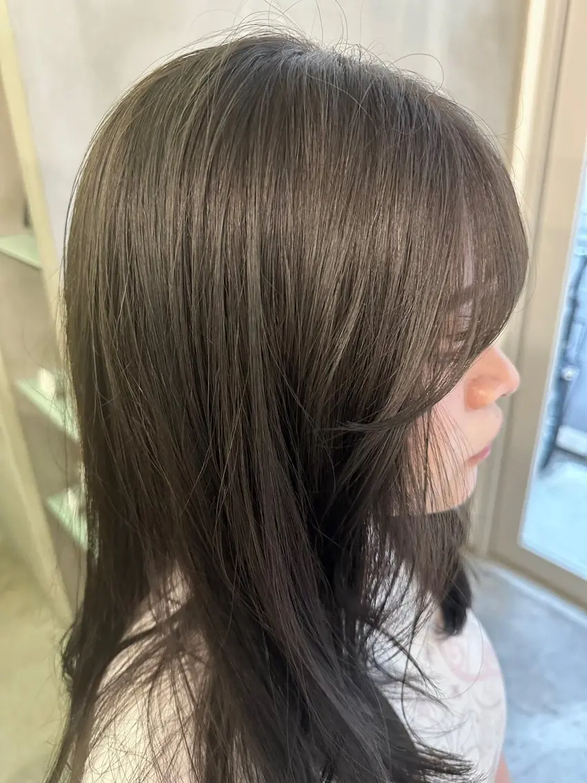 カラー ヘアカラー 田中 瑠愛のヘアスタイル