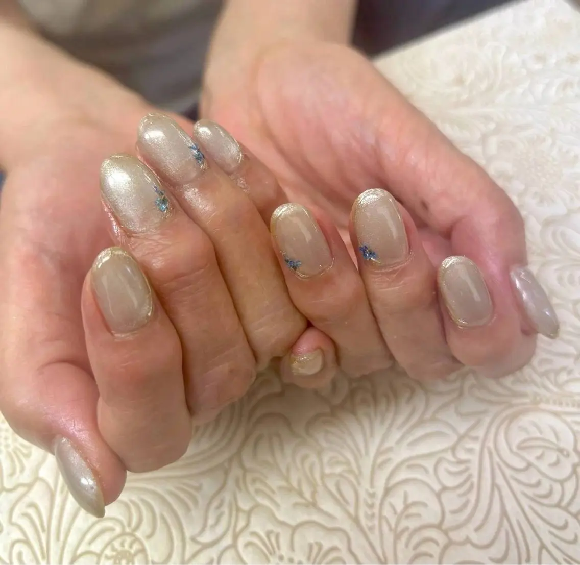 ネイル フラワーネイル precious nail roomのネイルデザイン