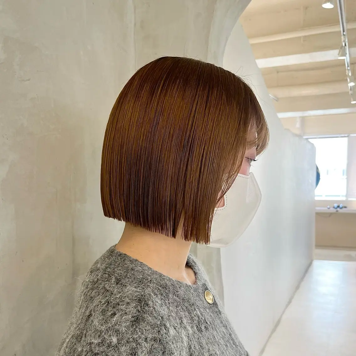 ミディアム カラー カット ヘアカラー トリートメント 切りっぱなしボブ/ 艶カラー/綾莉のヘアスタイル