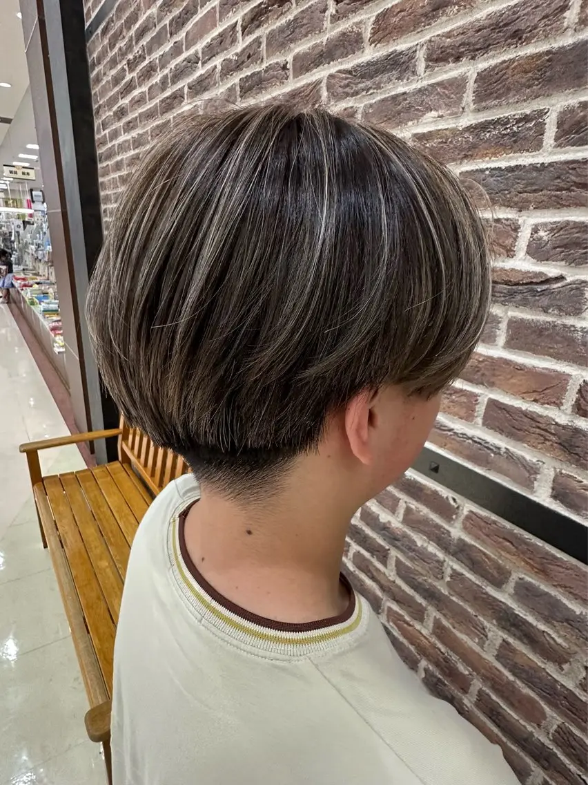 ショート メンズ メンズハイライト メンズパーマ ハイライト 縮毛矯正 ヘアカラー BENI仙台鈎取/ 池田佳穂のヘアスタイル