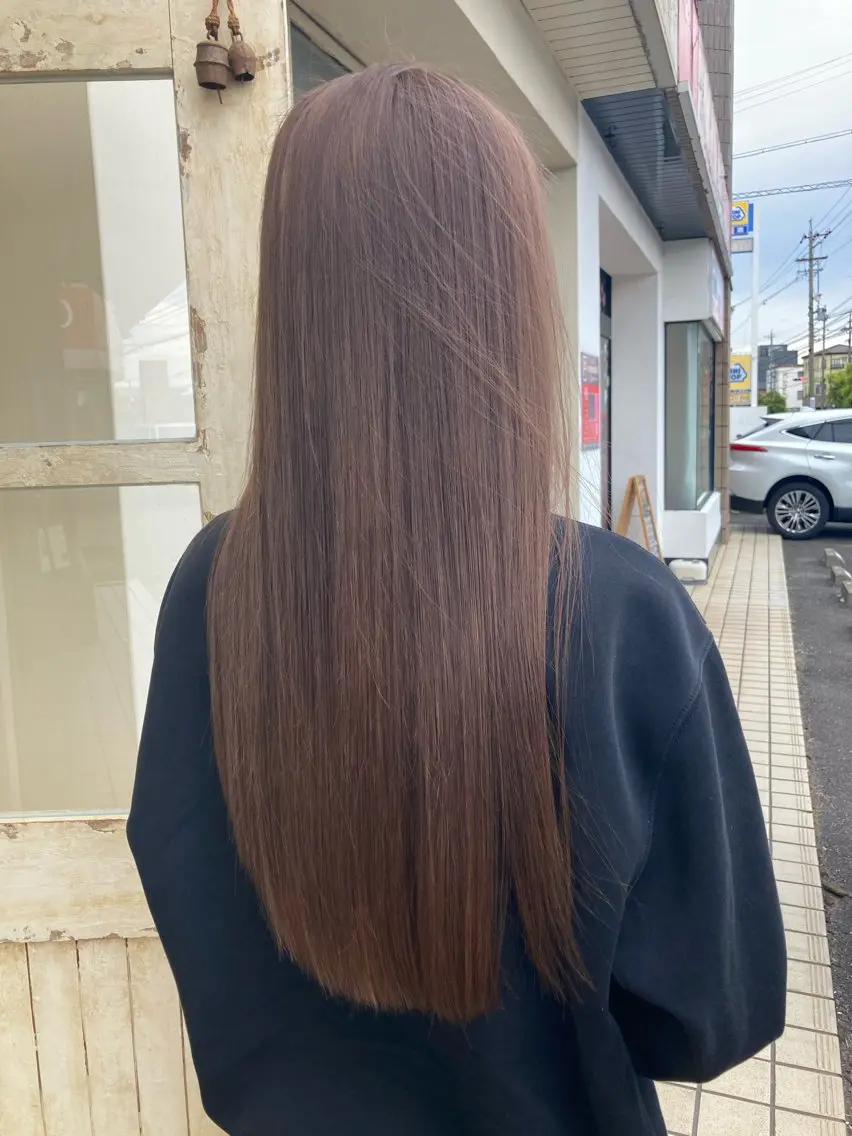 ロング カラー ベージュカラー ブリーチ ブラウンカラー ブラウンベージュ 透明感カラー ヘアカラー ハイトーン 清水/草薙/kanaのヘアスタイル