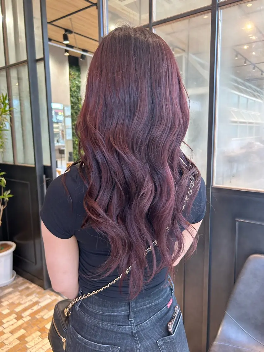 ロング カラー Lolonois 森ノ宮【 yui 】のヘアスタイル