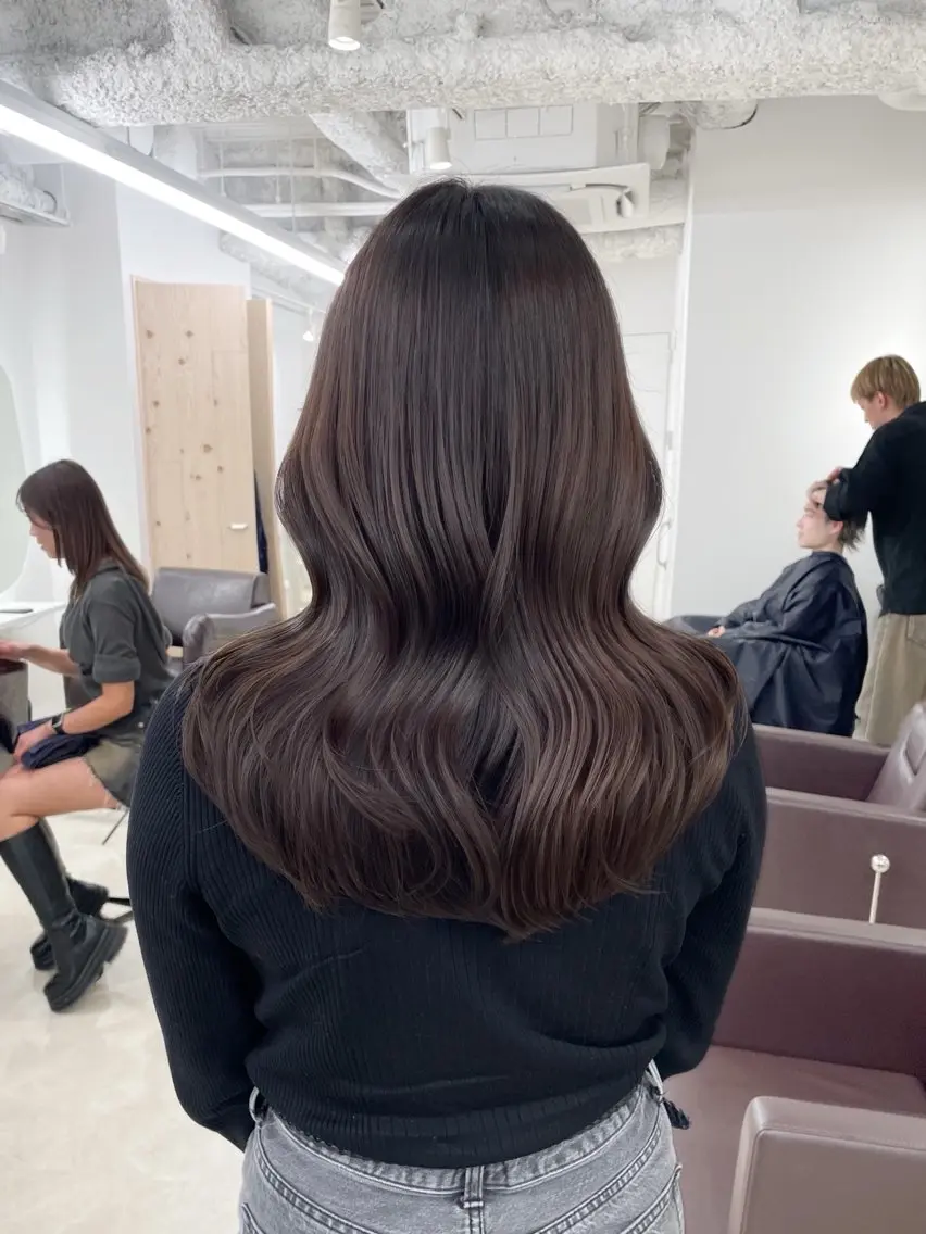 ロング カラー カット ヘアカラー トリートメント ヘアセット 新宿/韓国ヘア/ 髪質改善ストレートのヘアスタイル