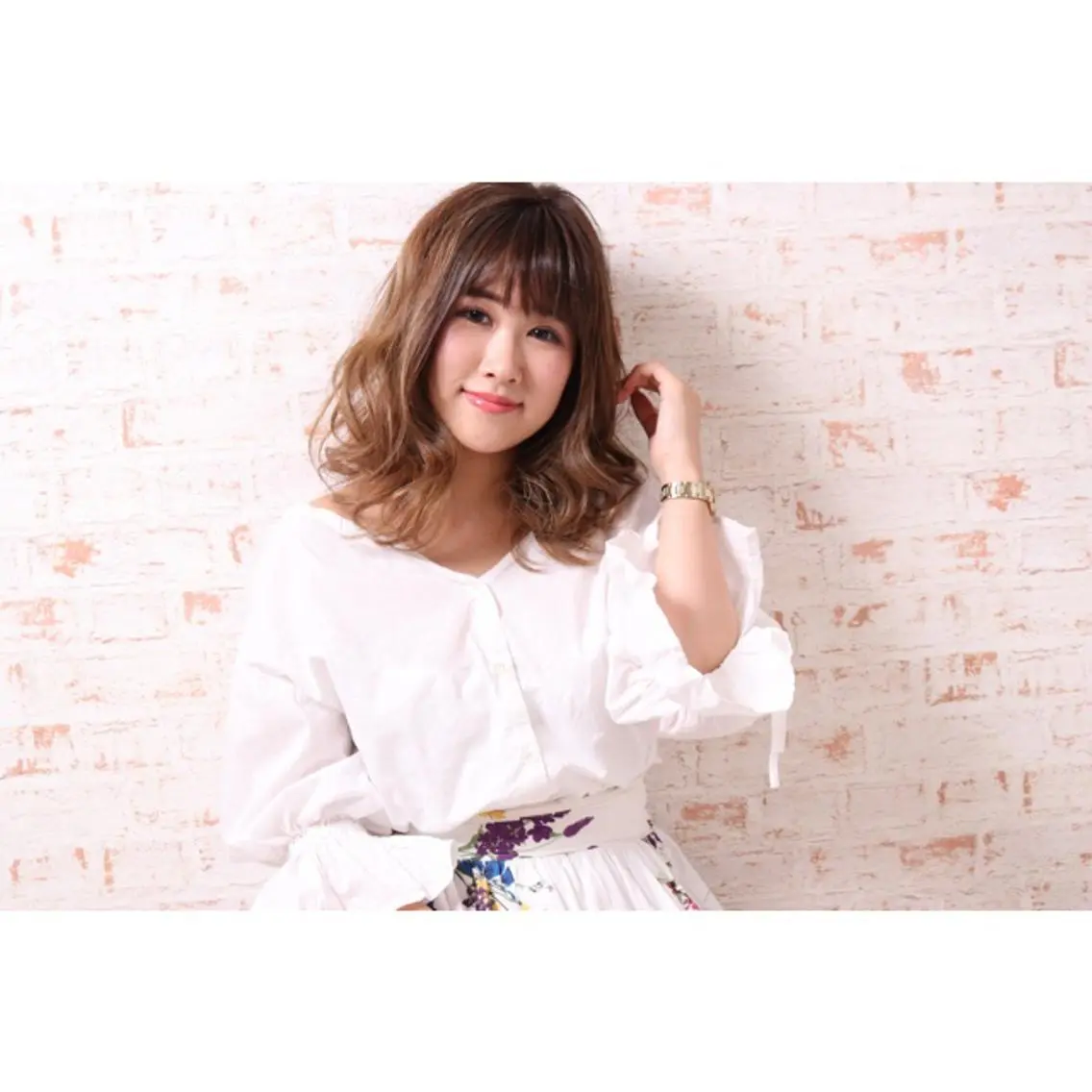 ミディアム KAIzen. tomoのヘアスタイル