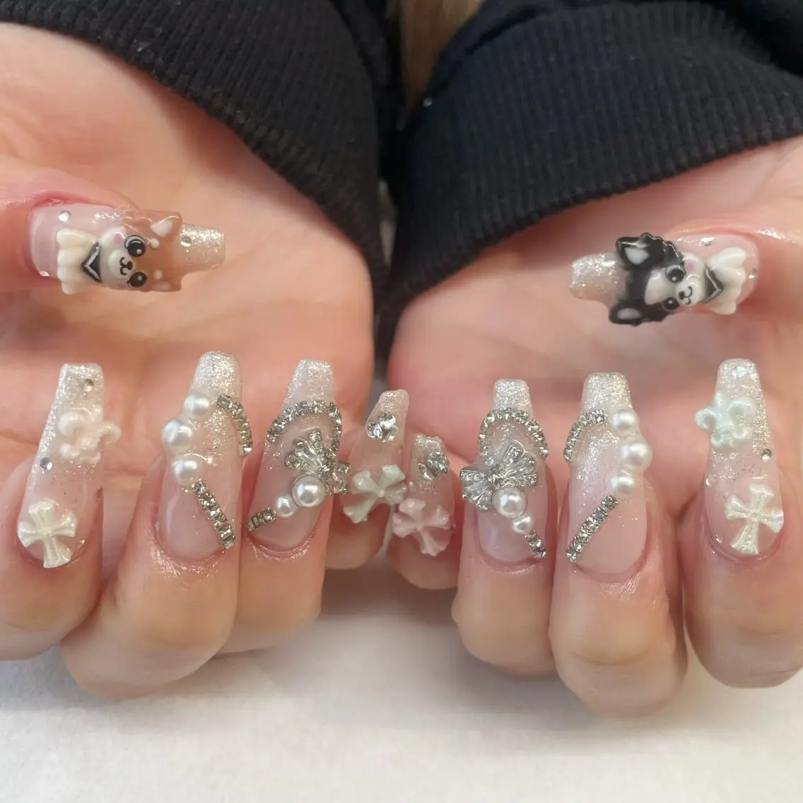 ネイル ハンドネイル 💎🐰 saki. m 🐰💎のネイルデザイン