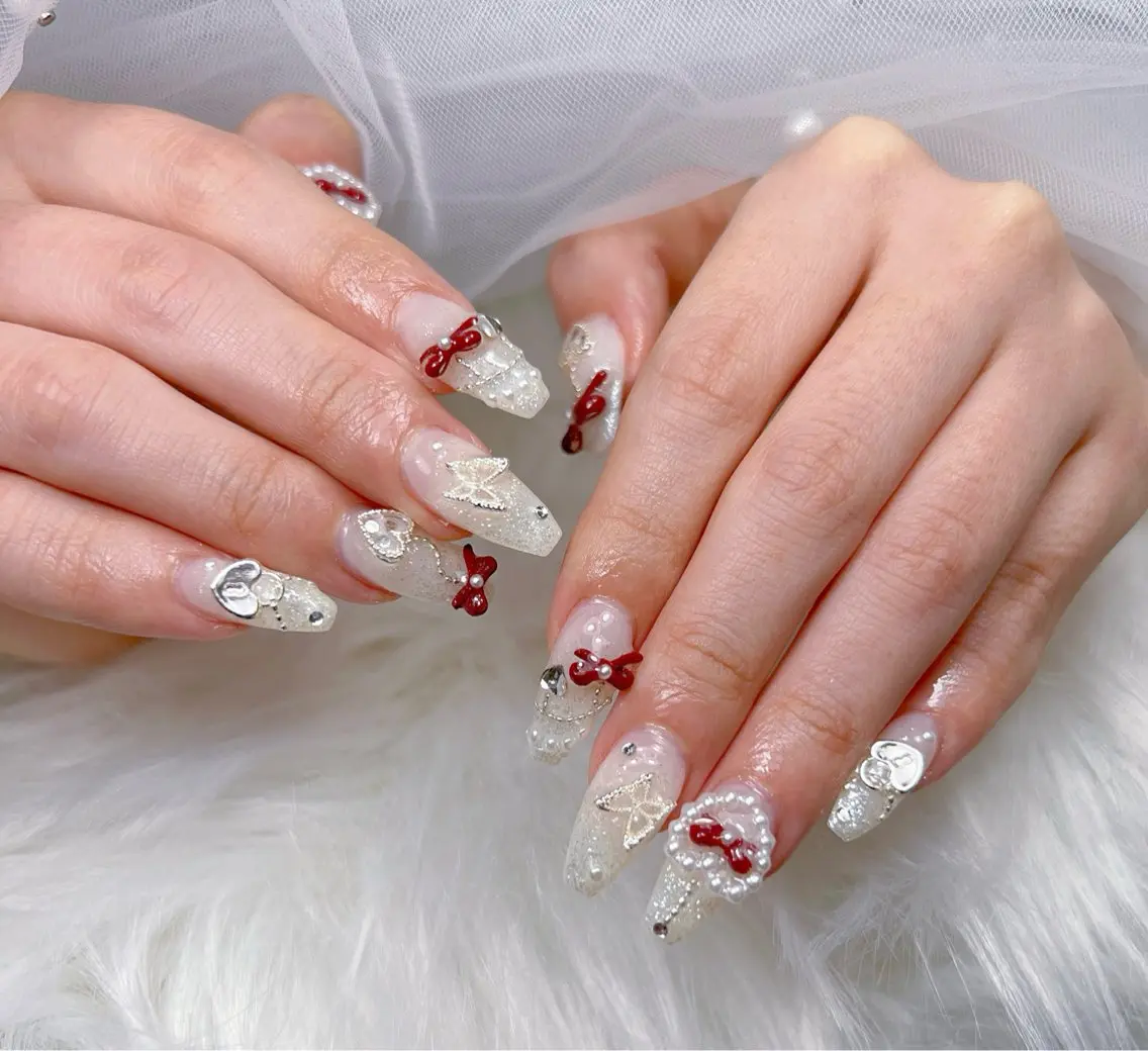 ネイル アートネイル オーロラネイル チークネイル 長さ出し フットネイル Miya _nailのネイルデザイン