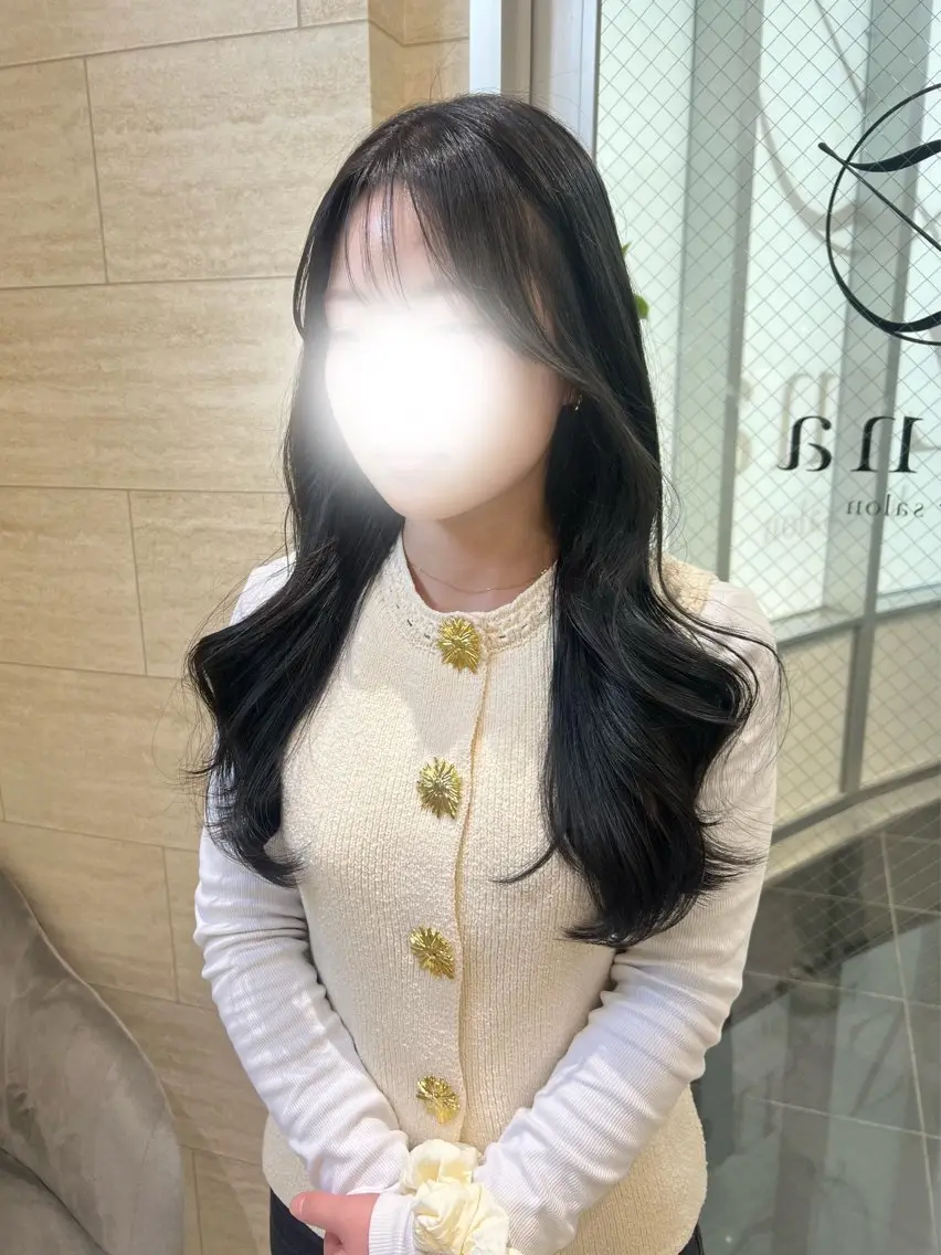 ロング カット ヘアカラー トリートメント 🎀zina/韓国 🎀amiのヘアスタイル