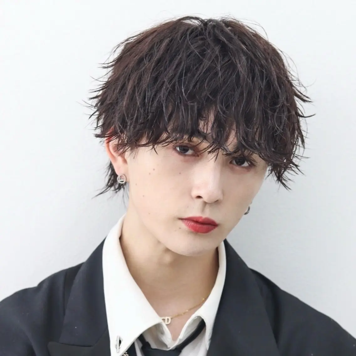ショート カラー パーマ メンズ マッシュ カット 🔥メンズ極🔥韓国 シャドウ/波巻き柿崎のヘアスタイル