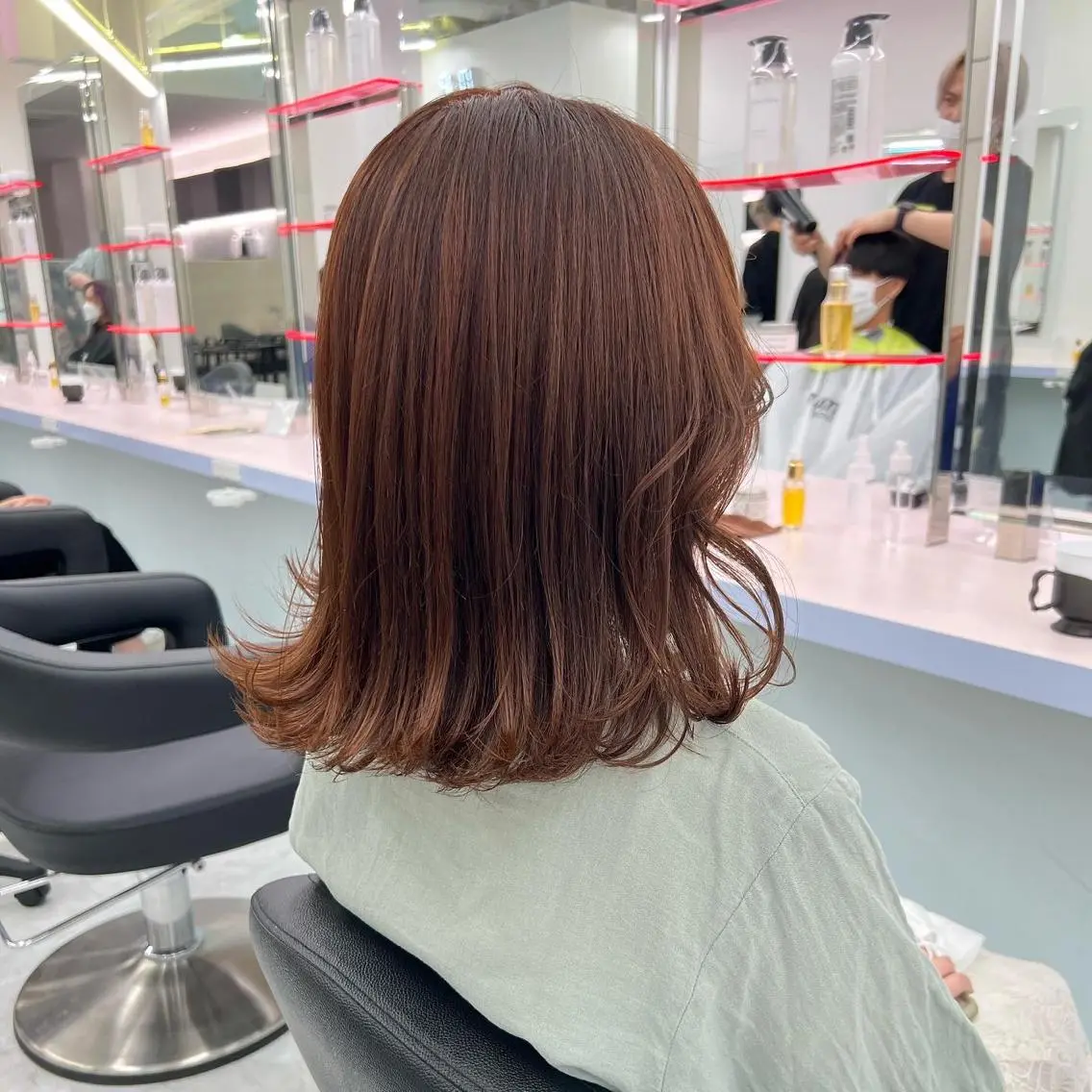 ミディアム カラー パーマ ヘアアレンジ メンズ キッズ ネイル マツエク・マツパ アイブロウ メンズブリーチ ベージュカラー ブリーチ ブラウンカラー ブリーチなしカラー KANAMI 🌏のヘアスタイル