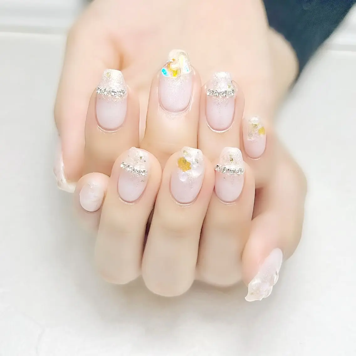 ネイル 氷ネイル・うるうるネイル キラキラネイル ワンホンネイル rouse nail RISATOのネイルデザイン