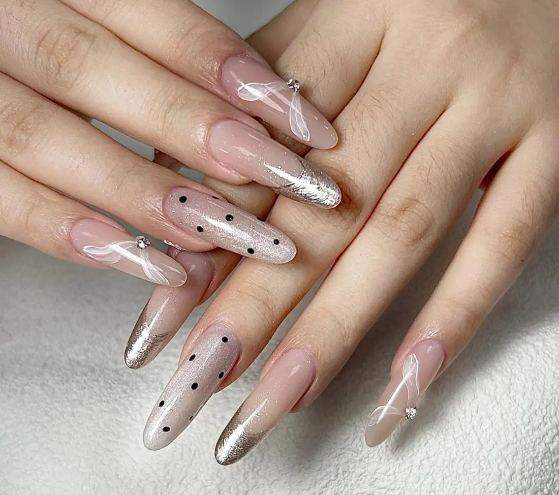 ネイル ハンドネイル 🎀 Ayaka_nailのネイルデザイン