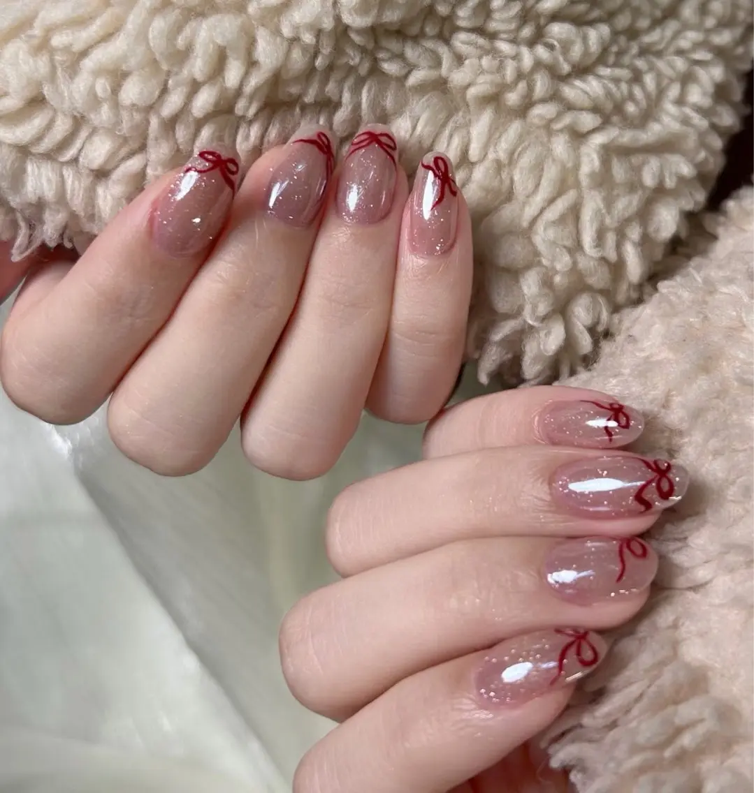 ネイル フットネイル フレンチネイル グラデーション ハート 氷ネイル・うるうるネイル ハンドネイル Lynn_ Nailのネイルデザイン