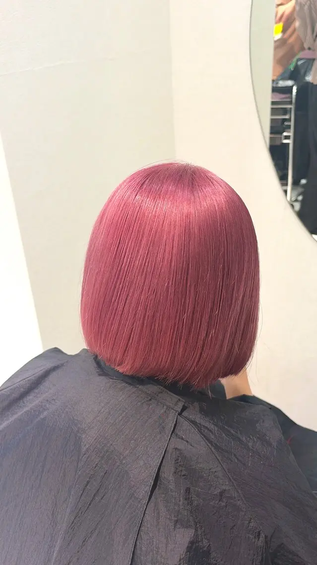 ショート カラー ヘアアレンジ ヘアカラー トリートメント ヘアセット 🩶【推しハイトーン 】yuzu🩶のヘアスタイル