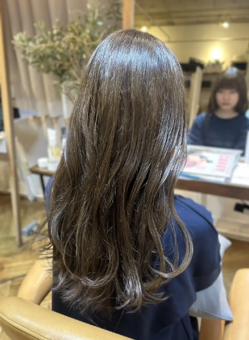 ロング カット ヘアカラー newi 天王寺 masakoのヘアスタイル