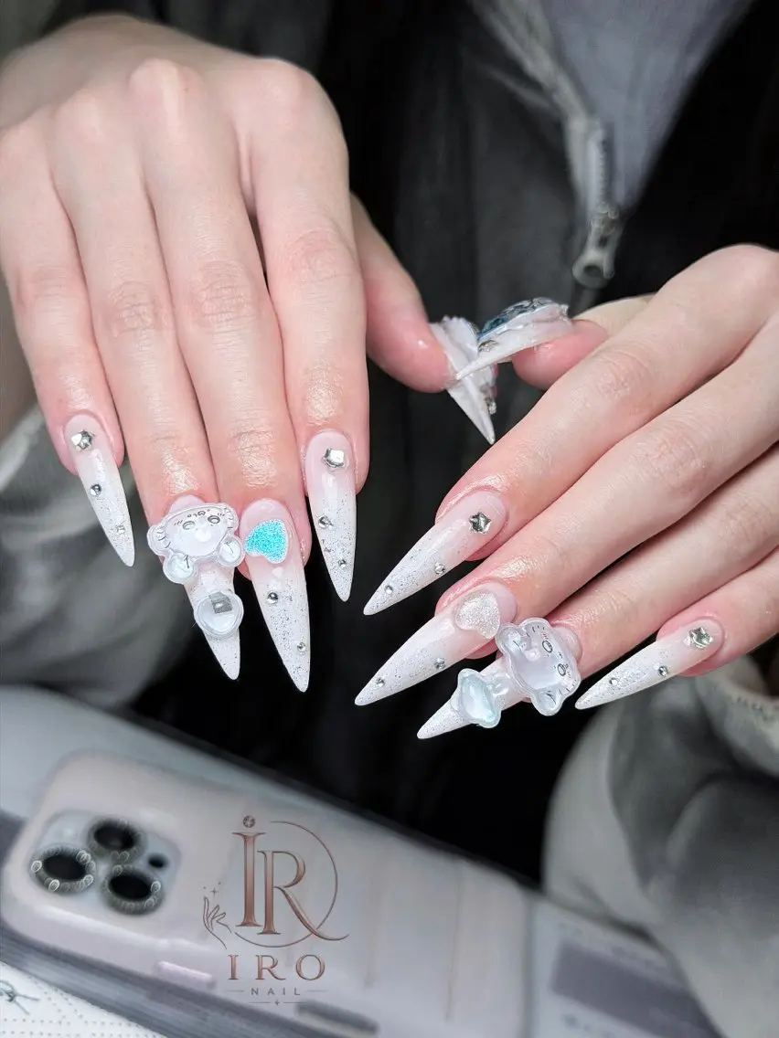 ネイル ハンドネイル IRO Nail Studioのネイルデザイン