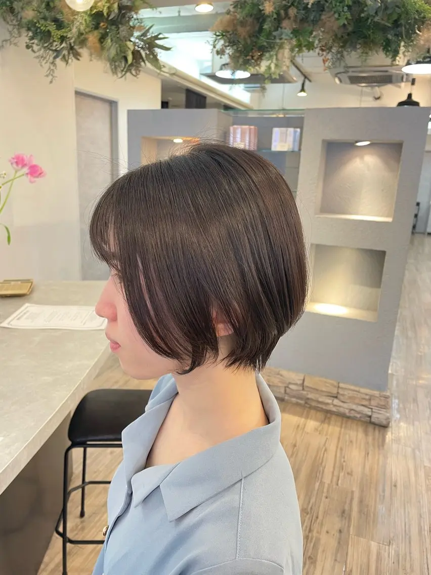ショート カット ヘアカラー トリートメント VISAGE ba.sk 金子詩帆のヘアスタイル
