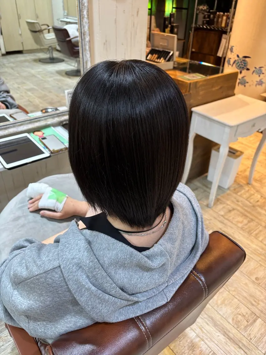 縮毛矯正 トリートメント 艶カラー/縮毛矯正 まなとのヘアスタイル