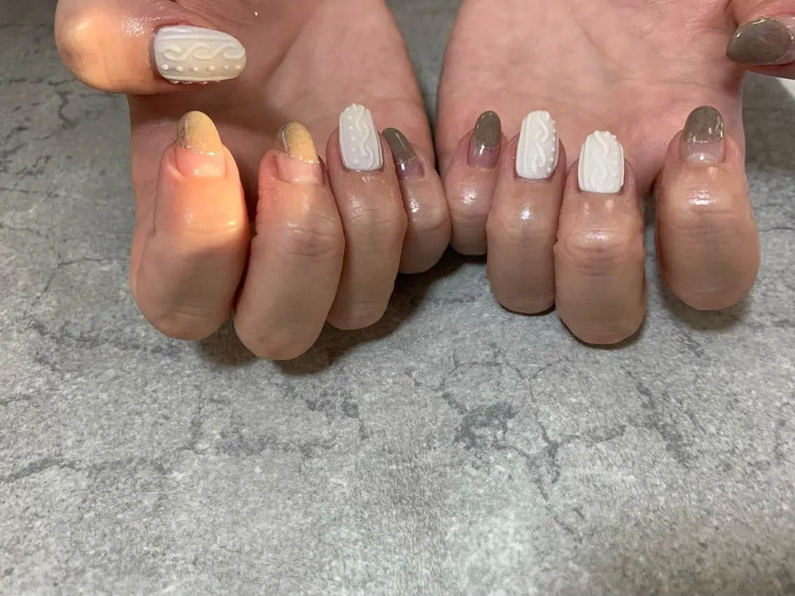 ネイル SUN Nailパラ ジェルフィルイン取扱のネイルデザイン