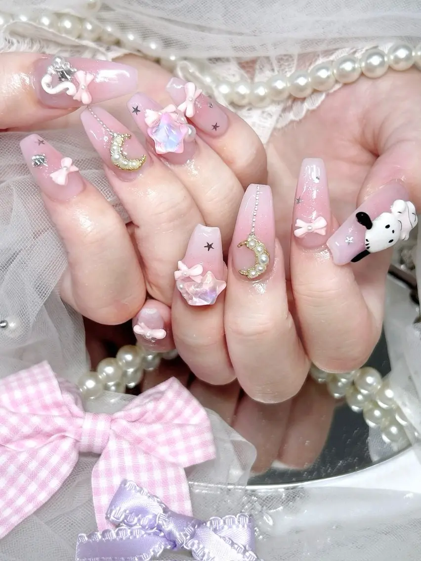 ネイル ハンドネイル ️🫧みつき/ 渋谷/痛ネイル️🫧のネイルデザイン