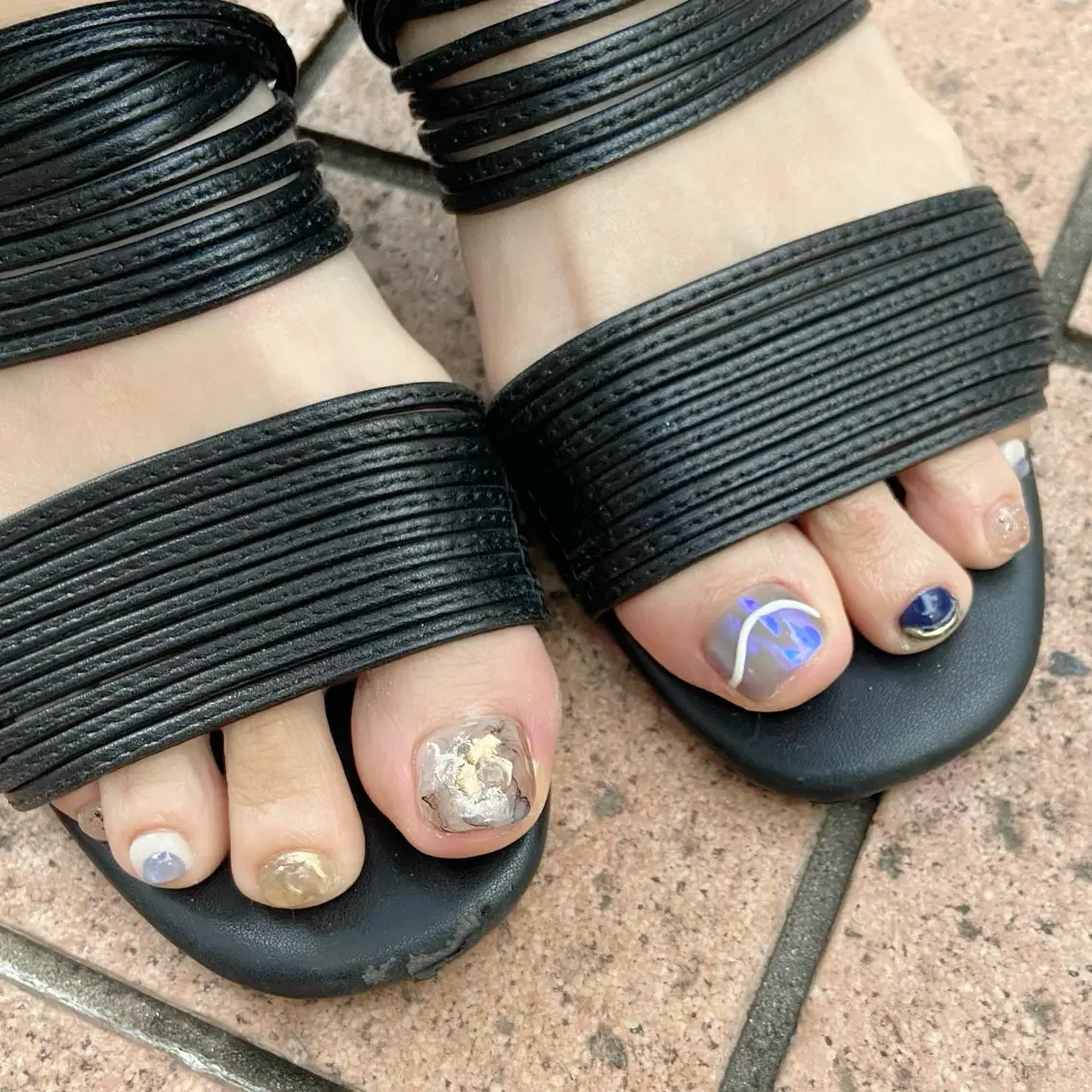 ネイル ブルー フットネイル ニュアンスネイル 夏ネイル eyelist minaのマツエク・マツパデザイン