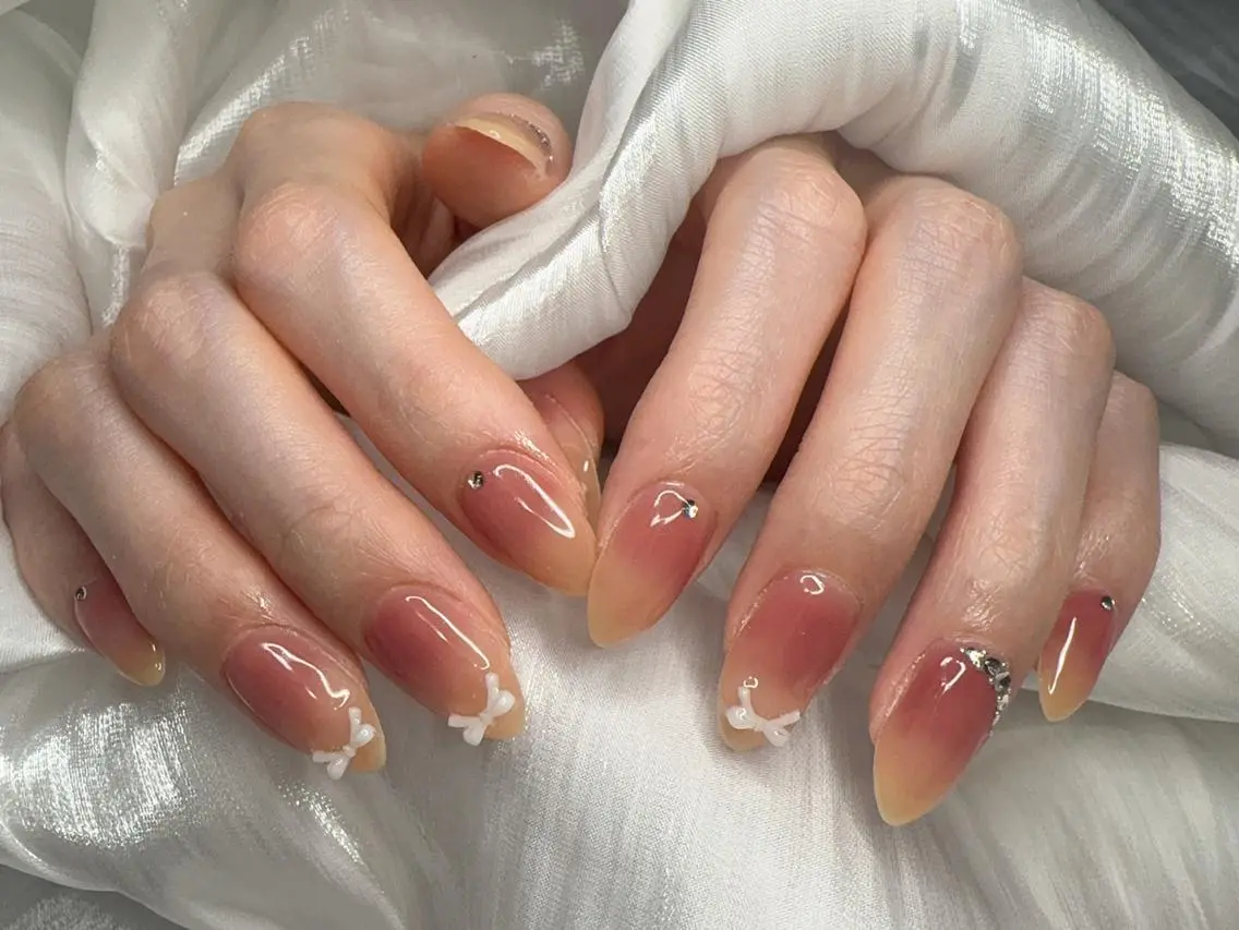 ネイル ハンドネイル ユナ ネイル💅のネイルデザイン