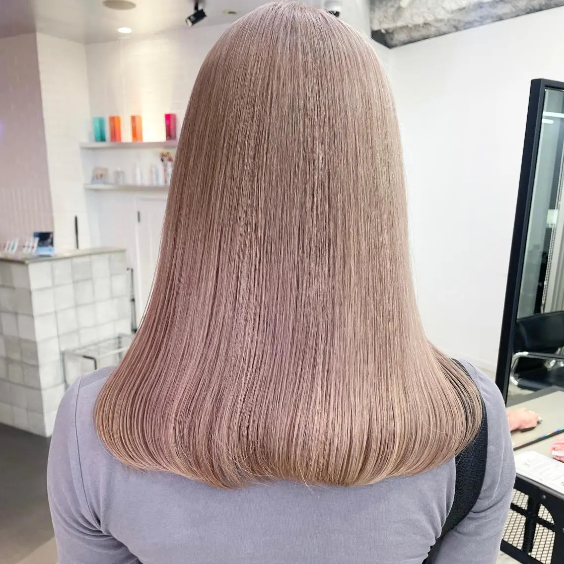ロング カラー ヘアアレンジ メンズ キッズ ネイル マツエク・マツパ アイブロウ ベージュカラー ミルクティーベージュ ヘアカラー トリートメント ボブ×柔らかいカラー 🌷misaki𓍼のヘアスタイル