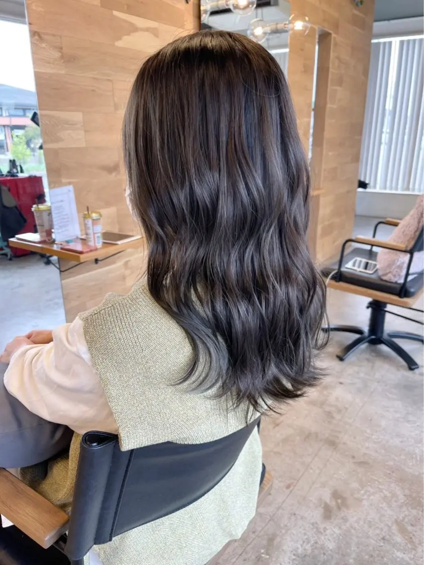 ロング 畑村 まゆみのヘアスタイル