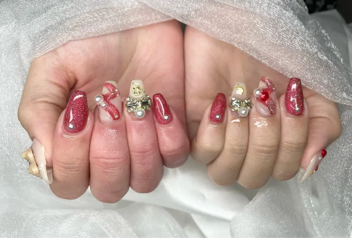 ネイル ハンドネイル Roi〈ロワ〉 Minakoのネイルデザイン