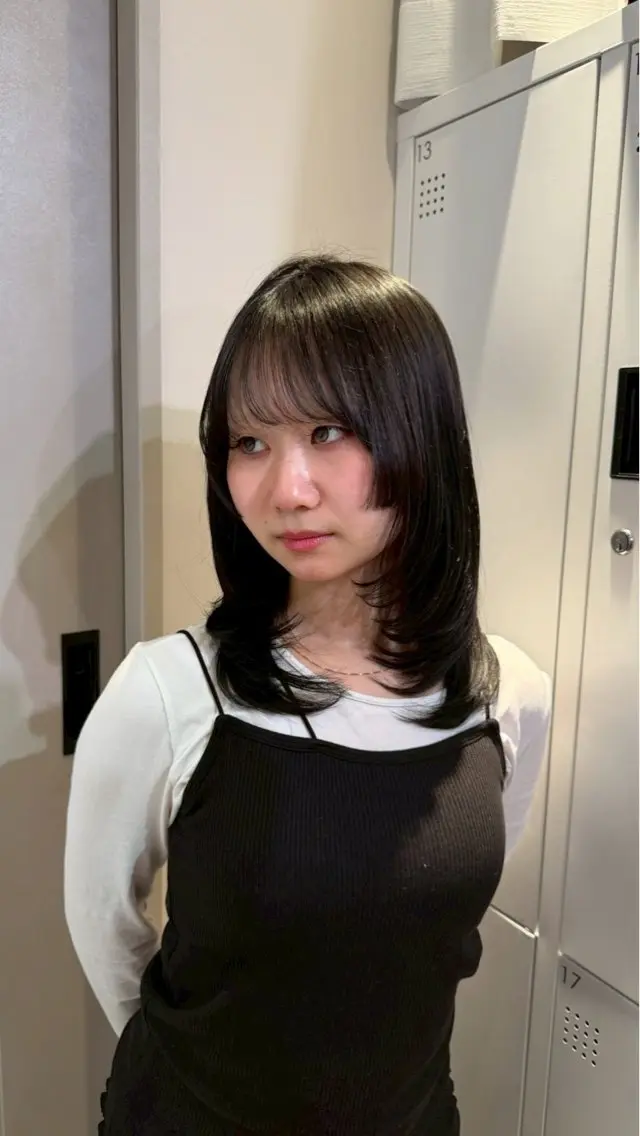 ミディアム 艶髪🫧🌟 あおいのヘアスタイル